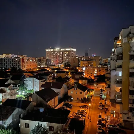 Two Bedroom Διαμέρισμα Τίρανα