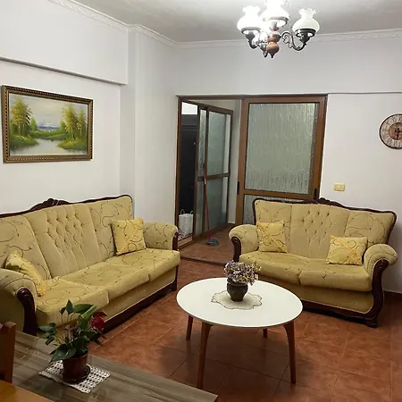 Two Bedroom Διαμέρισμα *